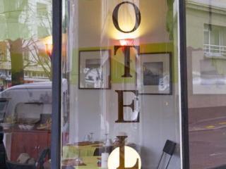 Hotel Vieille Tour Руан Екстериор снимка